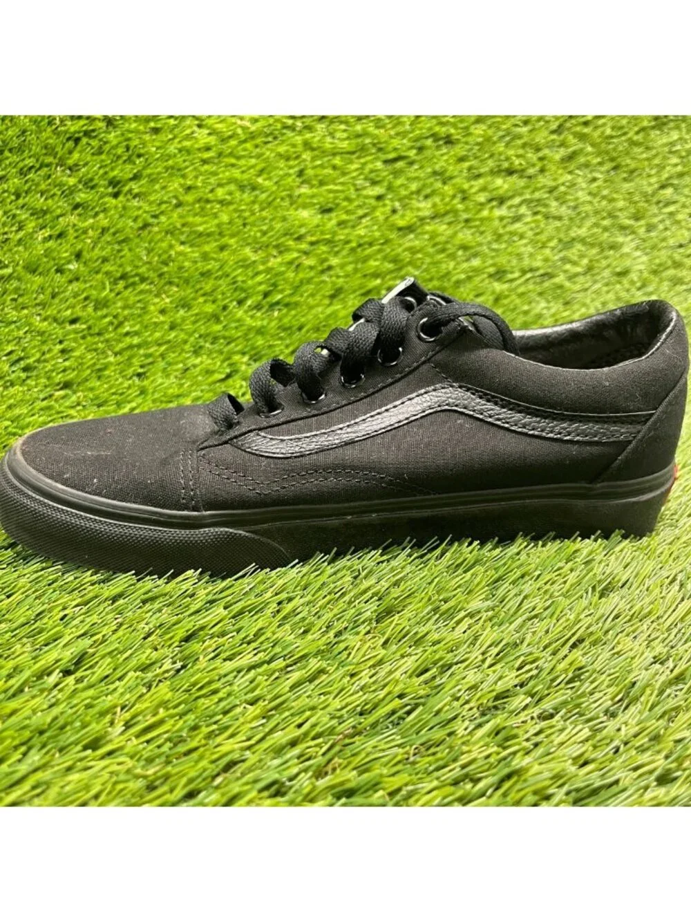 Vans Old Skool Womens Size 7.5 Triple Black Athletic Skateboard Shoes Sneakers